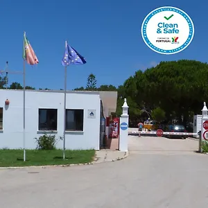 https://parque-de-campismo-orbitur-sagres.hotelaalgarve.com